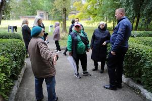 Единороссы Воскресенска на встрече с жителями по вопросам содержания многоквартирных домов и придомовой территории