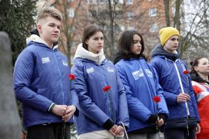 Партийцы Воскресенска почтили память погибших в концлагерях