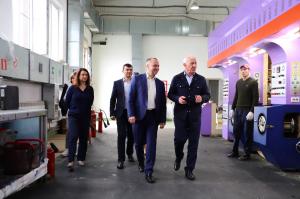 Единороссы Воскресенска посетили компанию «Сансипиэм»
