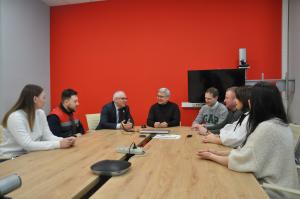 Партийцы Воскресенска встретились с генеральным директором ООО «Завод Технофлекс» Шатмуратом Гимрановым 