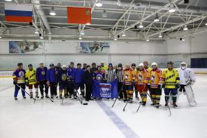 Ледовый спортивный дворец «Химик» в Воскресенске вновь стал местом притяжения для любителей хоккея старшего поколения