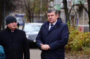 Единороссы Воскресенска встретились с жителями для обсуждения содержания многоквартирных домов и дворовых территорий
